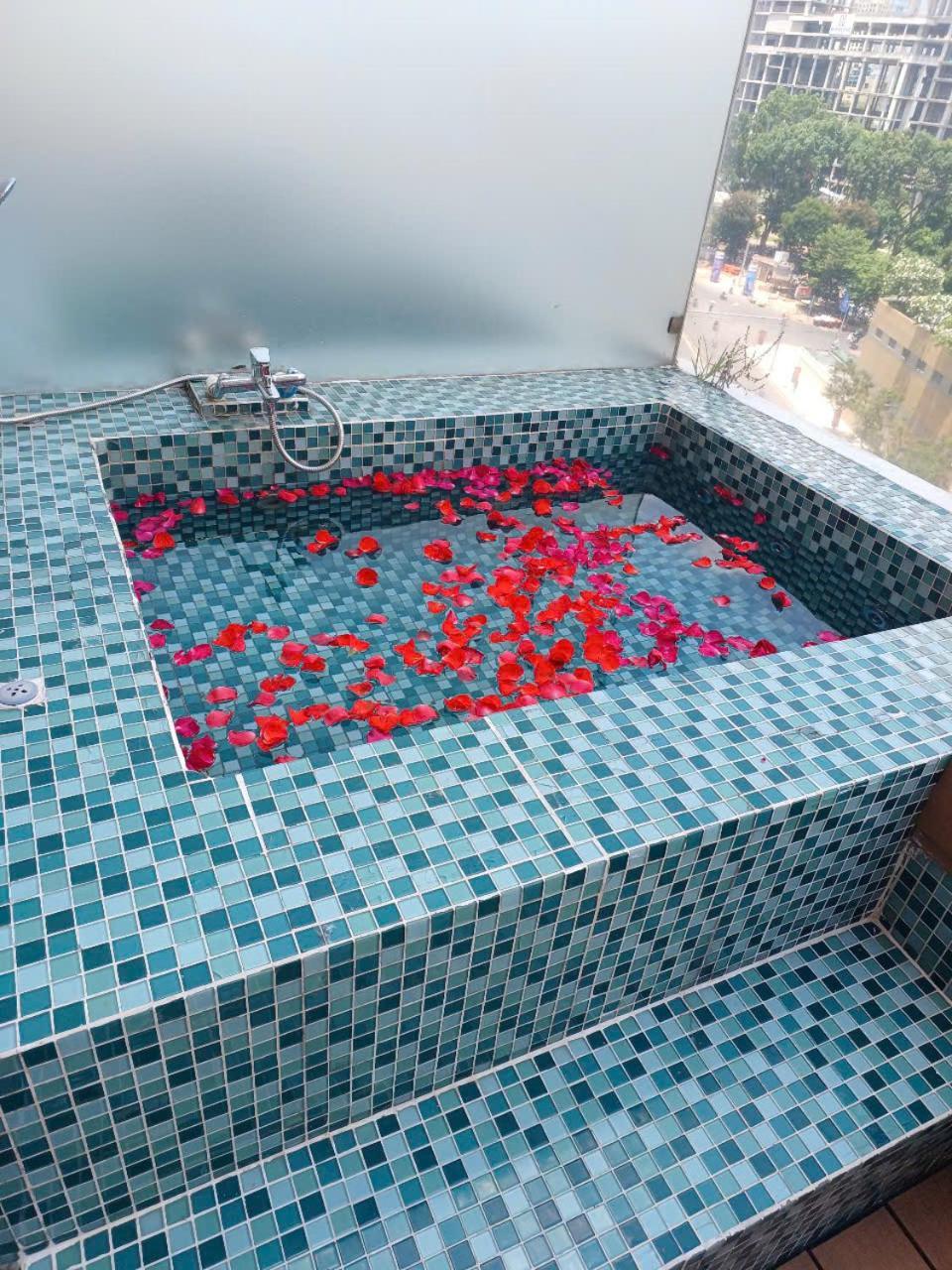 Paradise Saigon Boutique & Hotel 4*